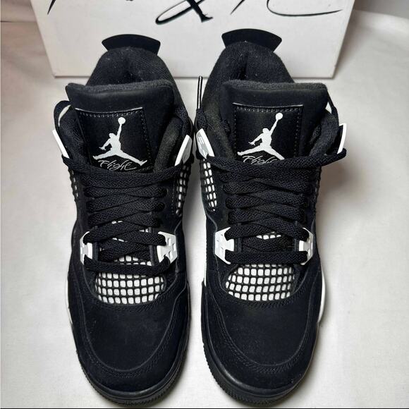 Size 5 - Nike Air Jordan 4 Retro GS White Thunder Men's Shoes - Picture 4 of 10